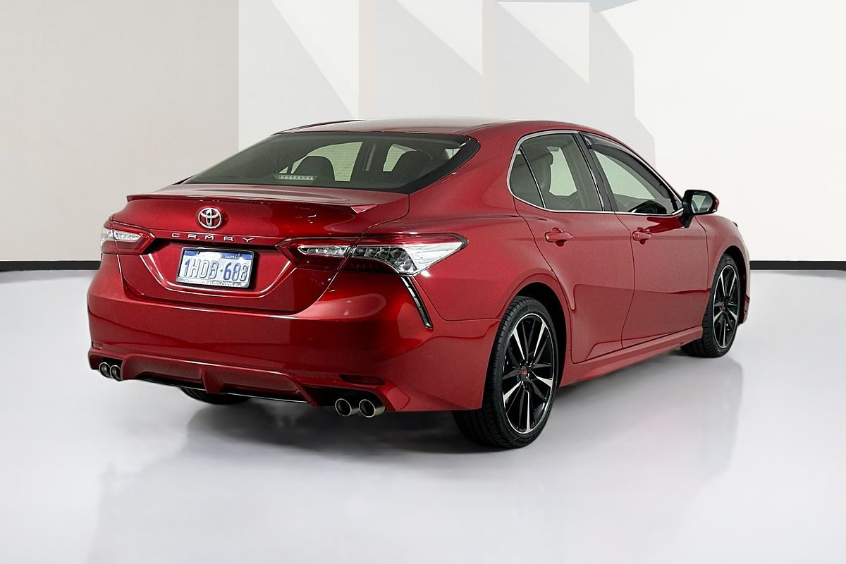 2020 Toyota CAMRY SX GSV70R