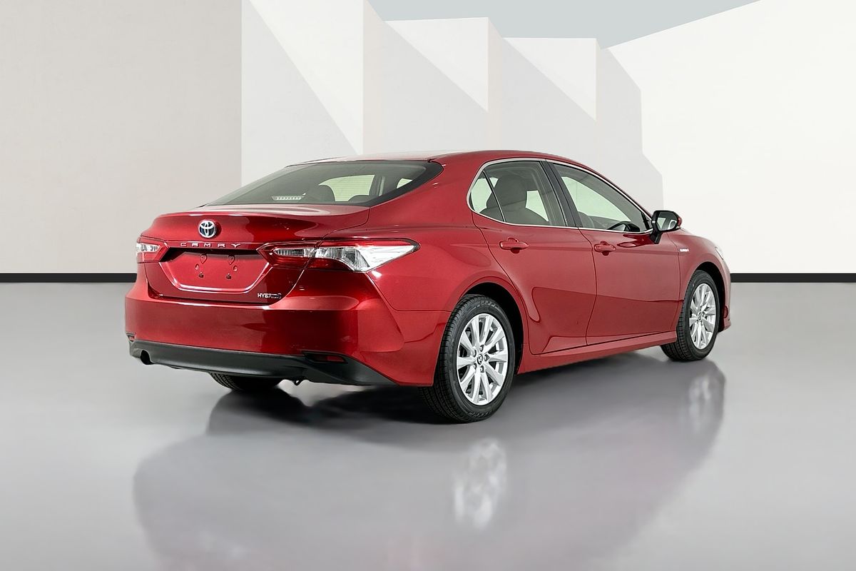 2020 Toyota CAMRY ASCENT HYBRID AXVH71R