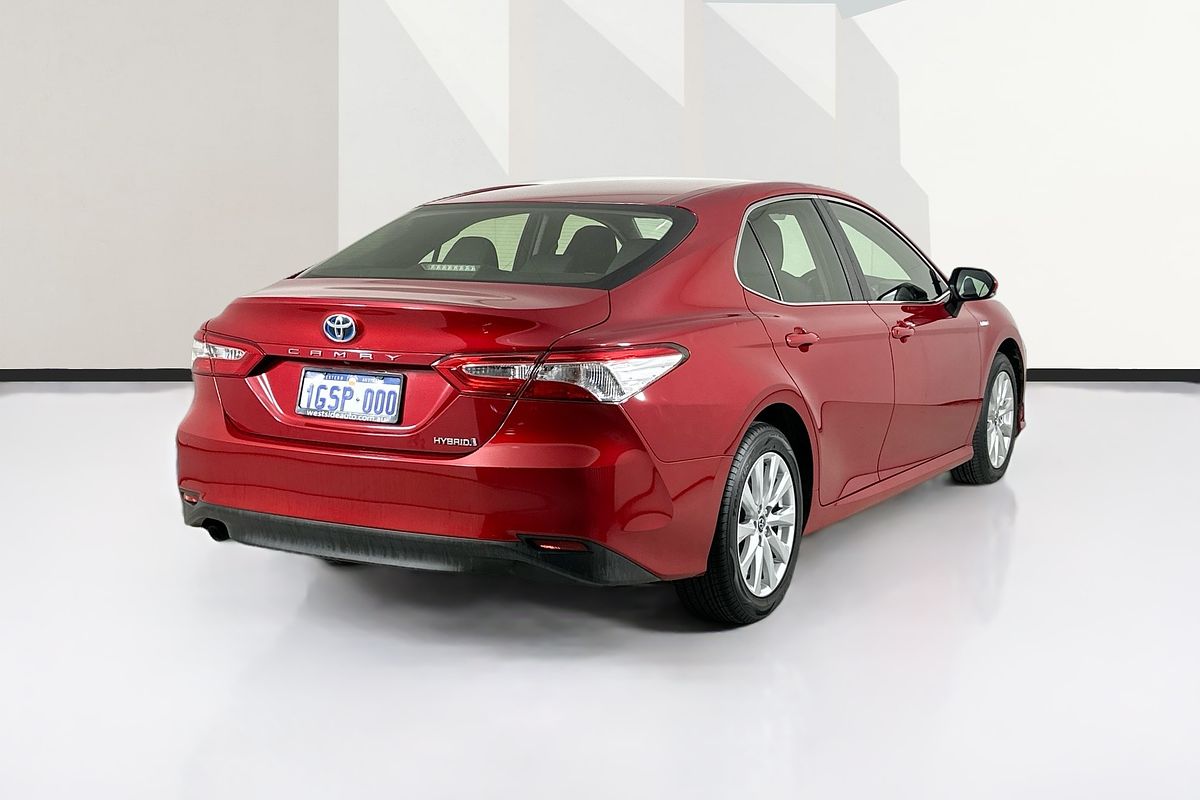 2019 Toyota CAMRY ASCENT HYBRID AXVH71R