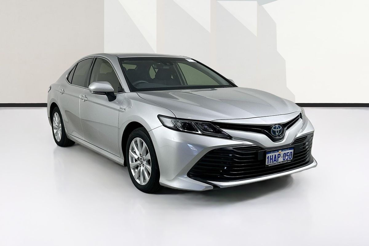 2020 Toyota CAMRY ASCENT HYBRID AXVH71R