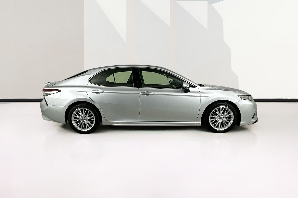 2017 Toyota CAMRY SL ASV70R