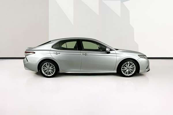 2017 Toyota CAMRY SL ASV70R