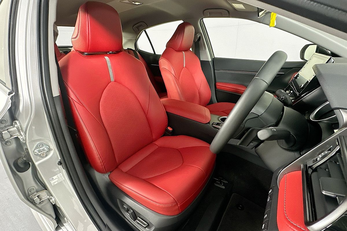 2024 Toyota CAMRY SX HYBRID AXVH70R
