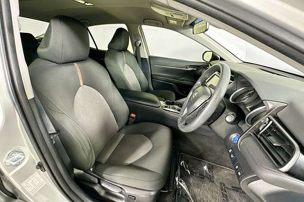 2020 Toyota CAMRY ASCENT HYBRID AXVH71R