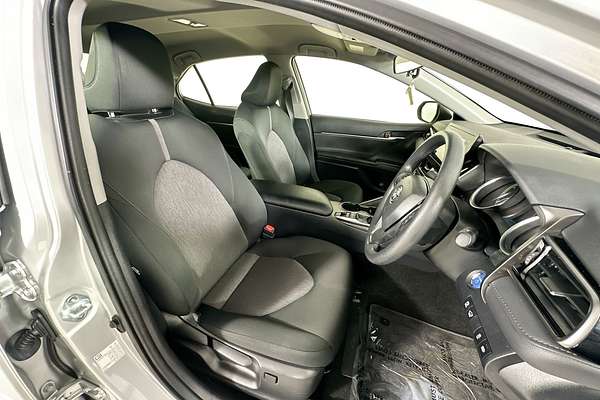 2022 Toyota CAMRY ASCENT HYBRID AXHV70R