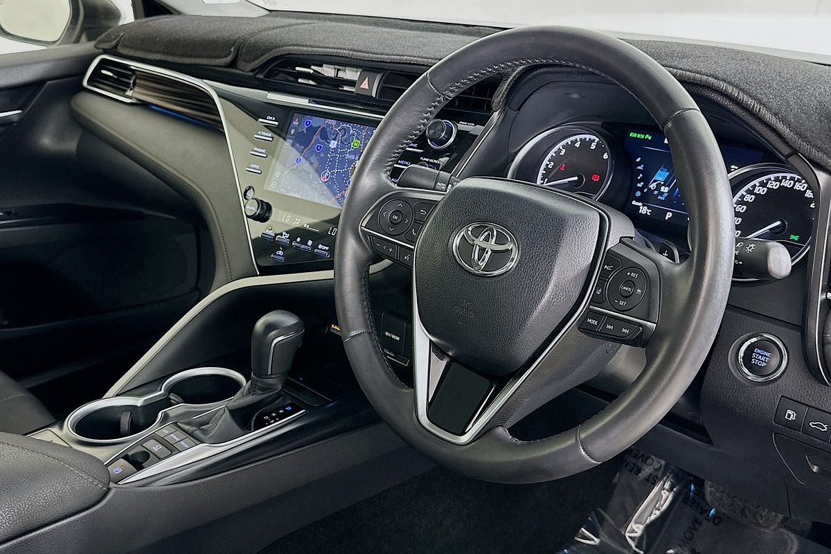 2017 Toyota CAMRY SL ASV70R
