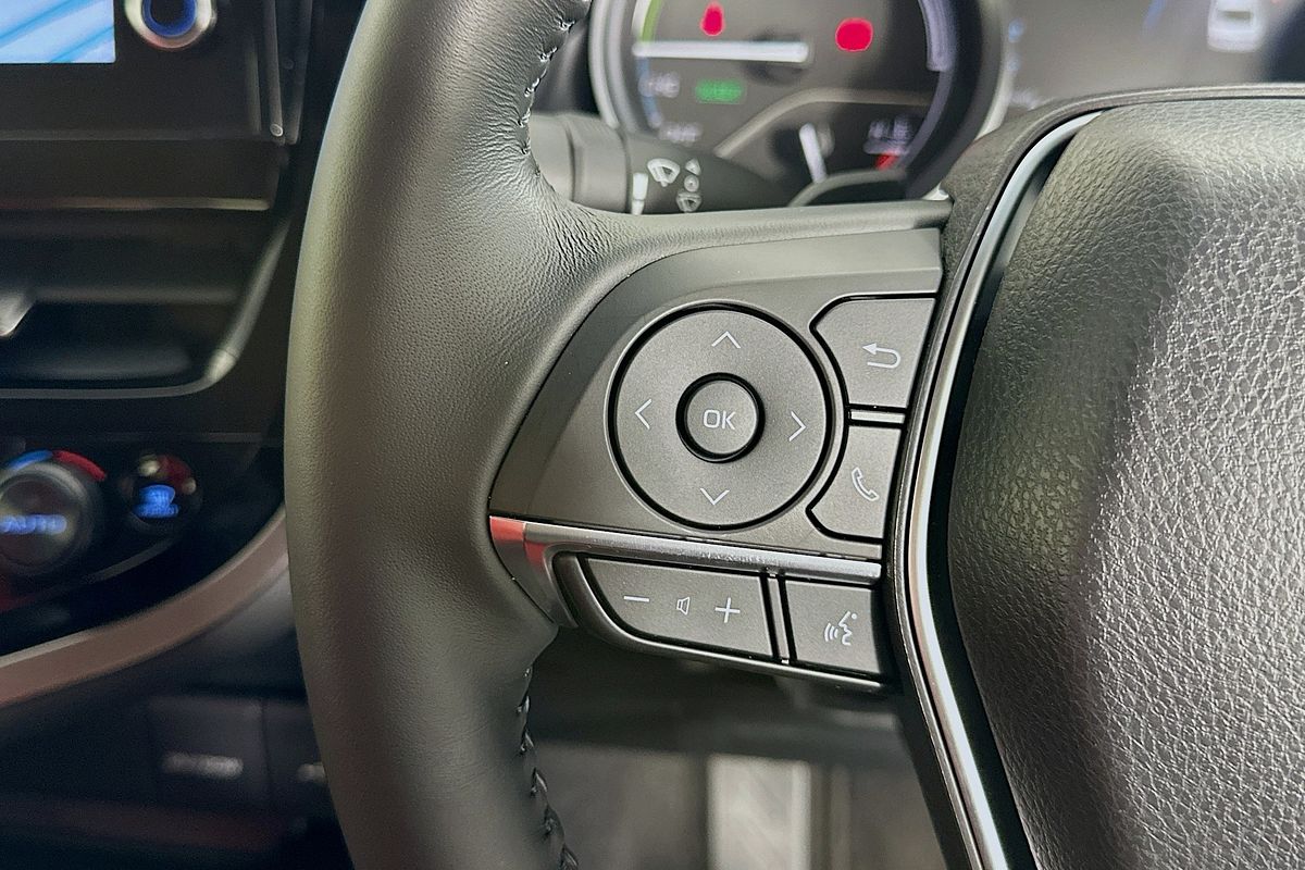2024 Toyota CAMRY SX HYBRID AXVH70R