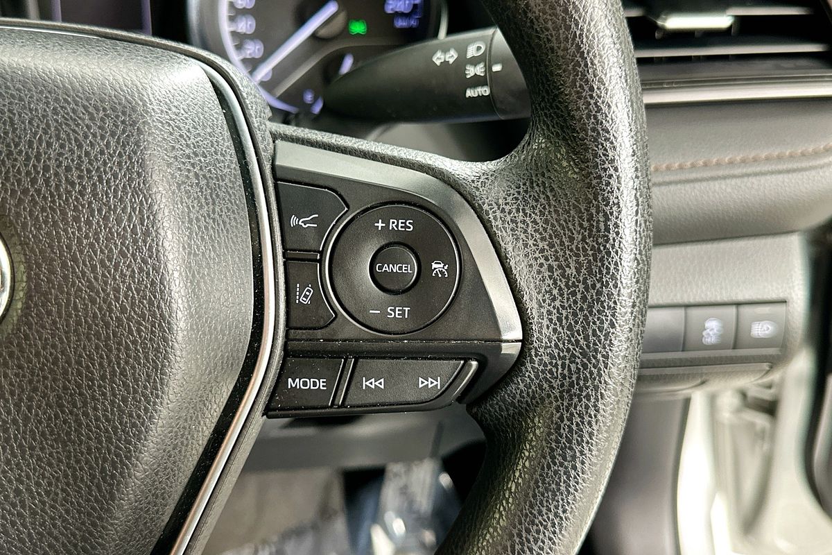 2020 Toyota Camry ASCENT HYBRID AXVH71R