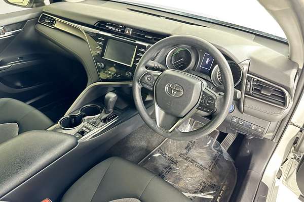 2020 Toyota CAMRY ASCENT HYBRID AXVH71R