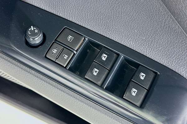 2019 Toyota Camry Ascent AXVH71R