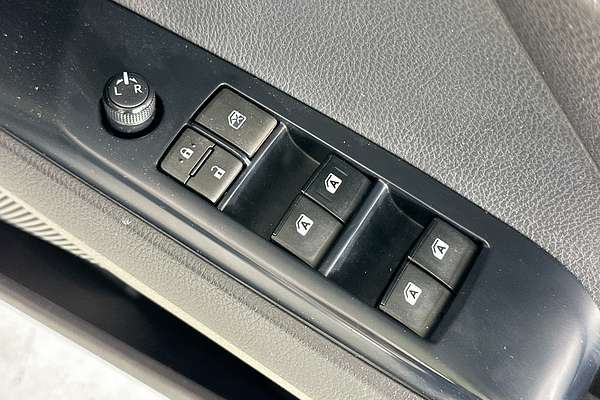 2020 Toyota CAMRY ASCENT HYBRID AXVH71R