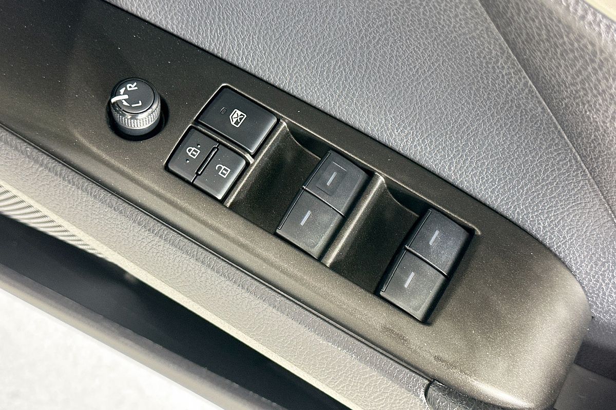 2022 Toyota CAMRY ASCENT HYBRID AXHV70R