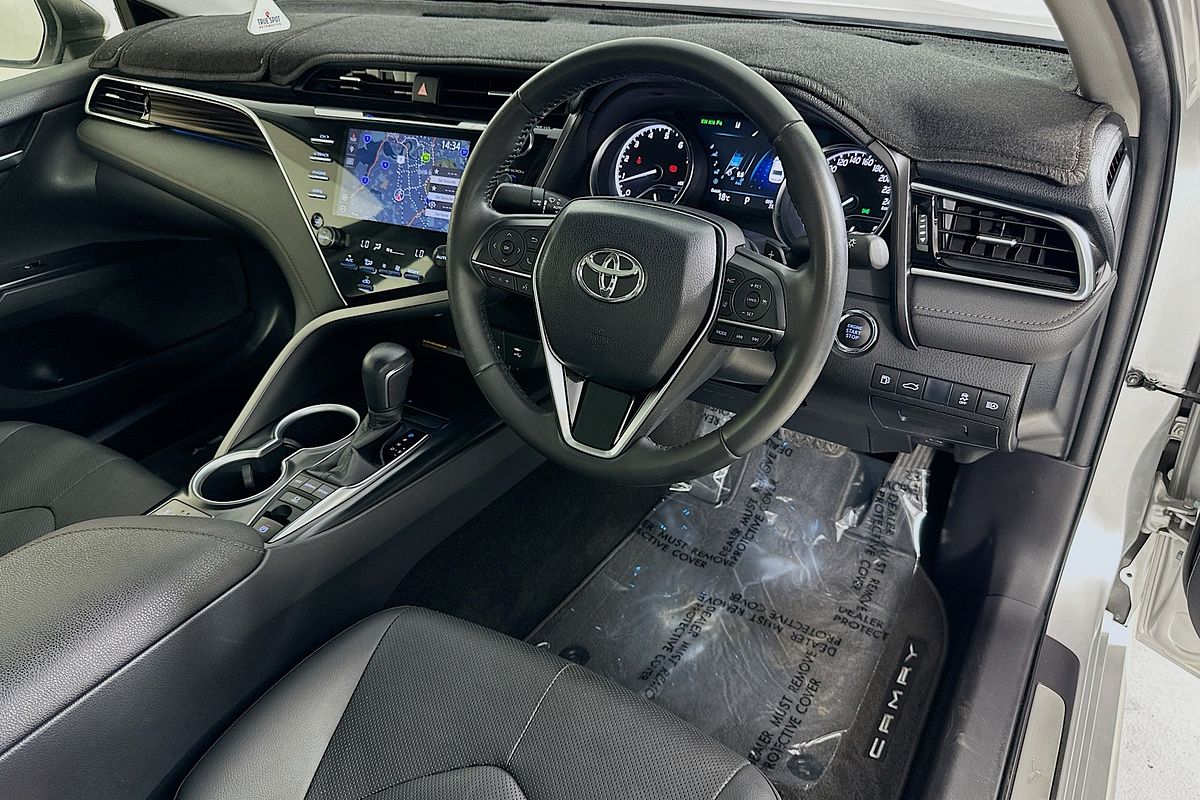 2017 Toyota CAMRY SL ASV70R