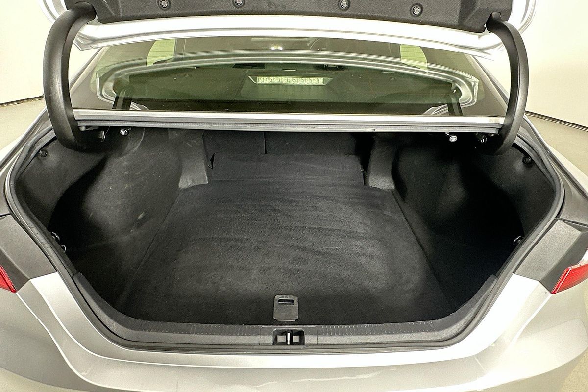 2019 Toyota Camry ASCENT ASV70R