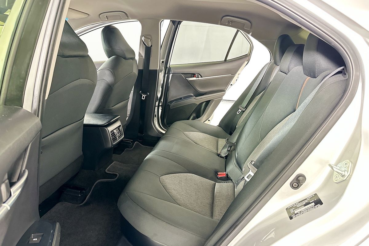 2020 Toyota CAMRY ASCENT HYBRID AXVH71R