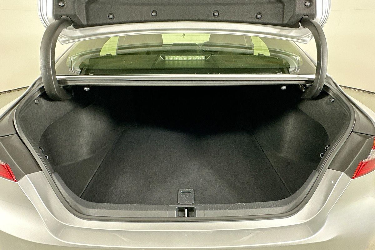 2024 Toyota CAMRY ASCENT AXVA70R