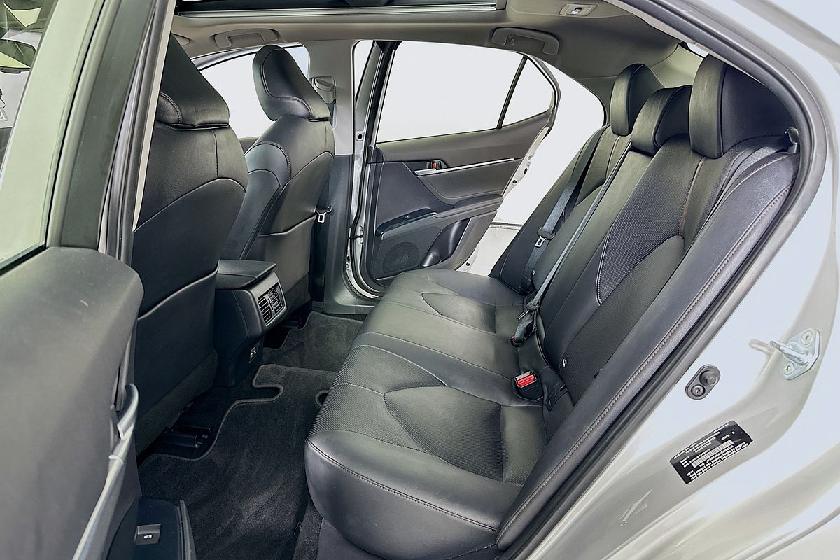 2017 Toyota CAMRY SL ASV70R
