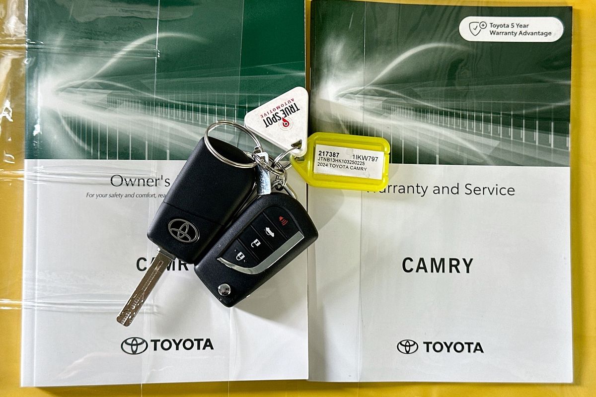 2024 Toyota Camry ASCENT AXVA70R
