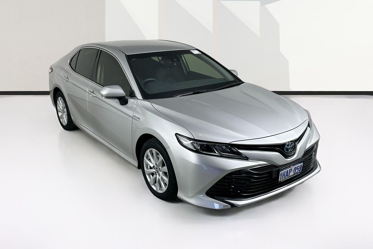 2020 Toyota CAMRY ASCENT HYBRID AXVH71R