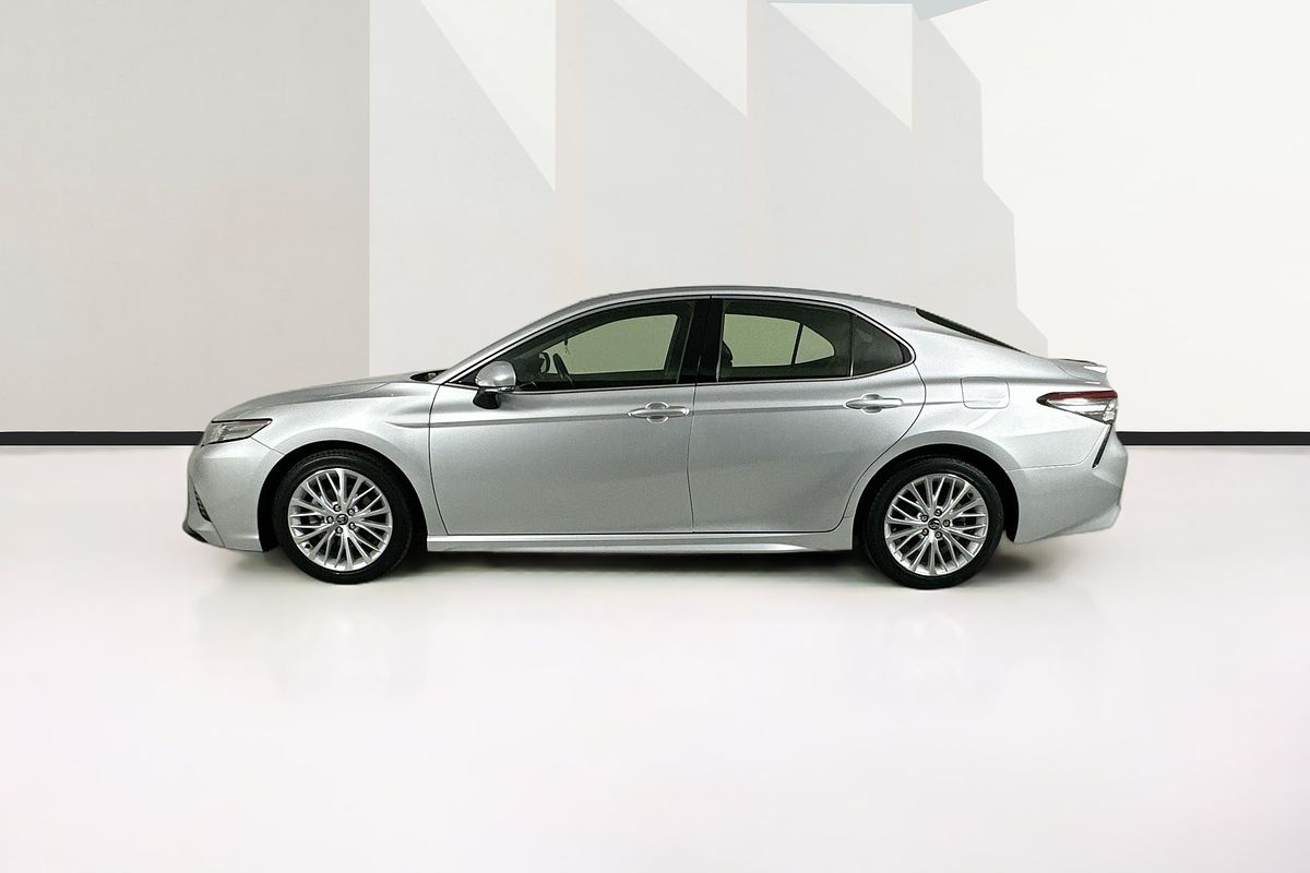 2017 Toyota CAMRY SL ASV70R