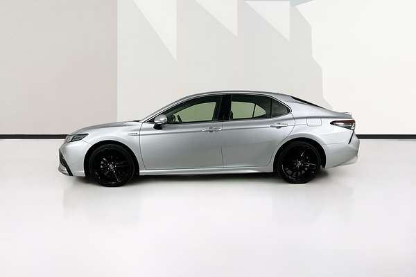 2021 Toyota CAMRY SX HYBRID AXVH70R
