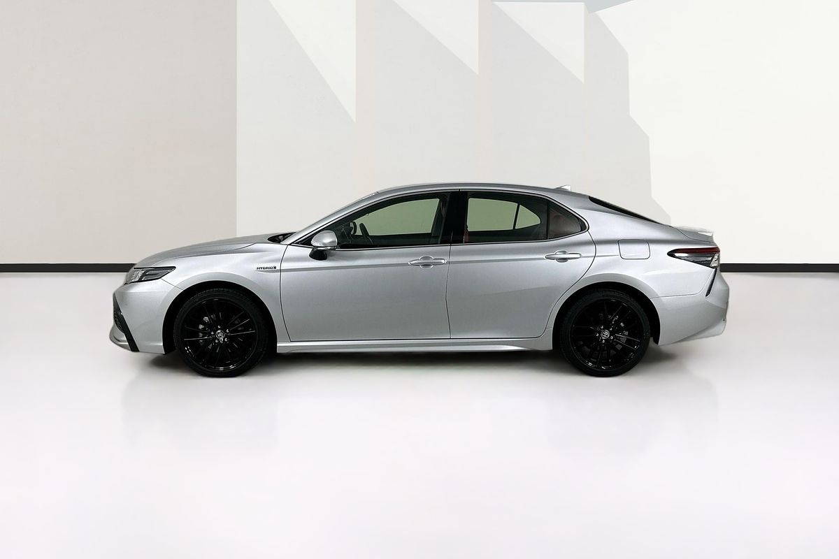 2024 Toyota CAMRY SX HYBRID AXVH70R