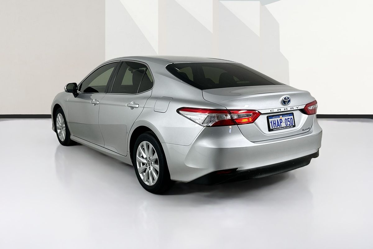 2020 Toyota CAMRY ASCENT HYBRID AXVH71R