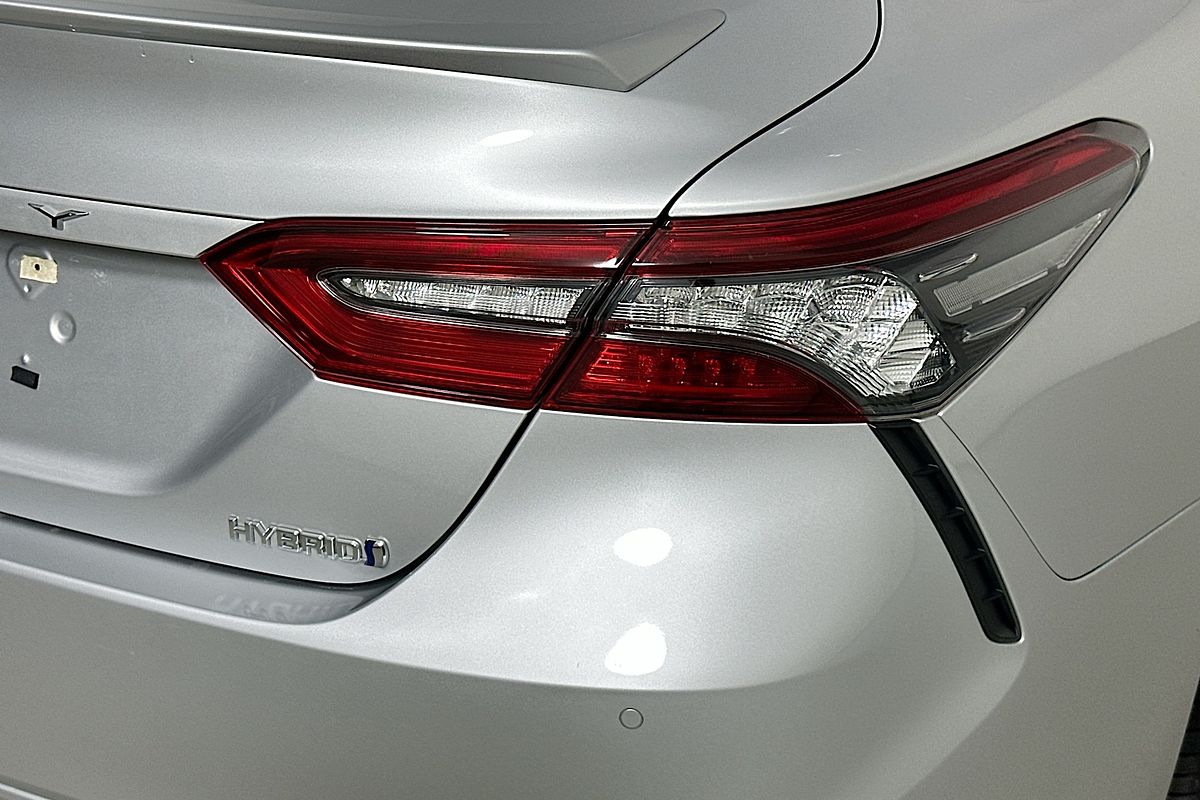 2021 Toyota CAMRY SX HYBRID AXVH70R