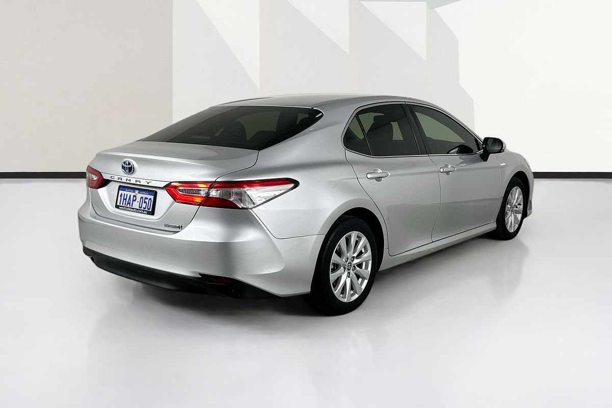 2020 Toyota CAMRY ASCENT HYBRID AXVH71R