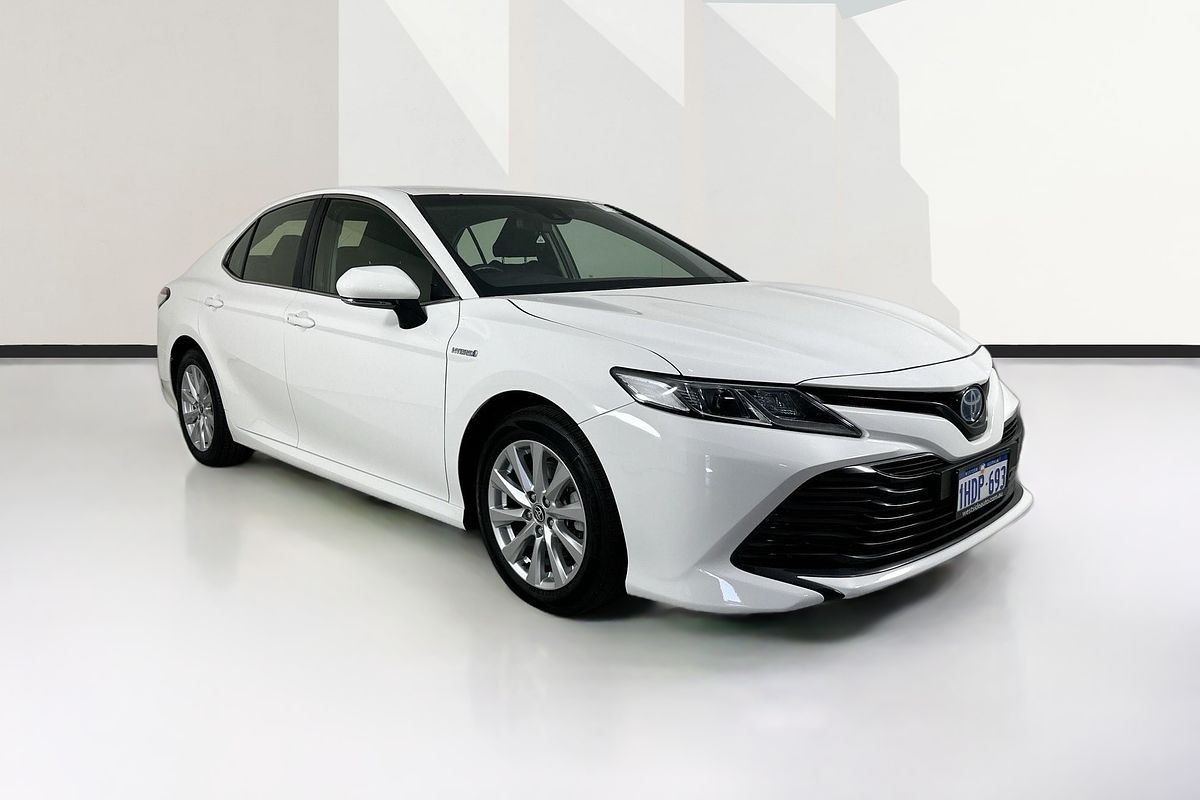 2020 Toyota CAMRY Ascent AXVH70R