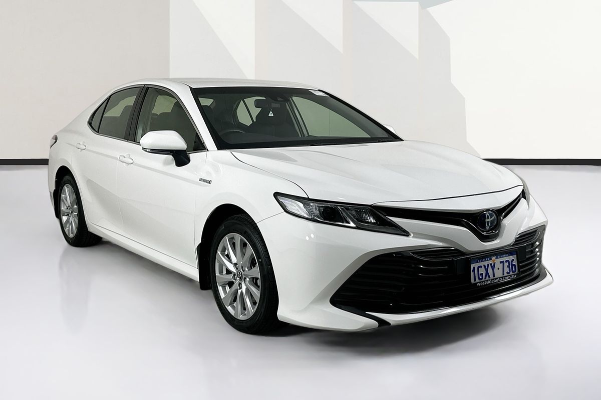 2019 Toyota CAMRY ASCENT HYBRID AXVH71R