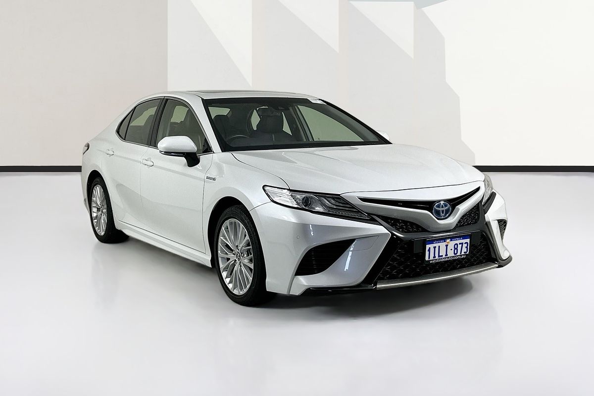 2019 Toyota CAMRY SL HYBRID AXVH71R