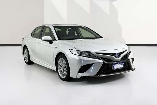 2019 Toyota CAMRY SL HYBRID AXVH71R