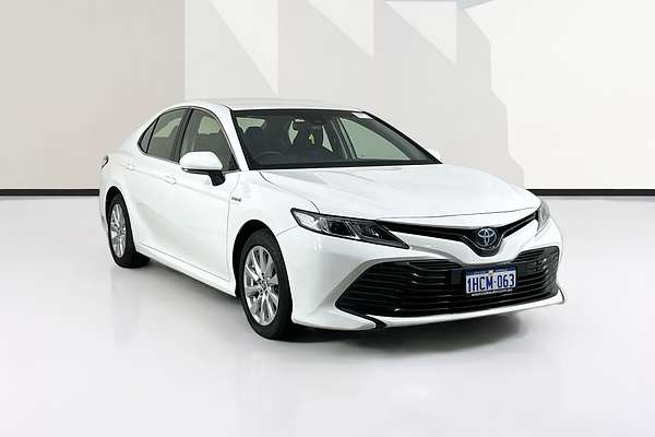 2020 Toyota Camry ASCENT HYBRID AXVH70R