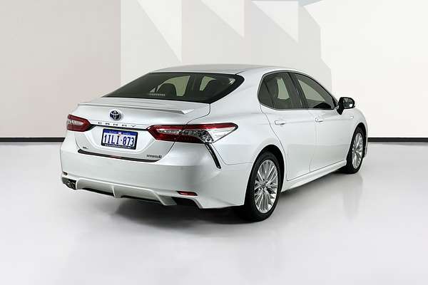 2019 Toyota CAMRY SL HYBRID AXVH71R