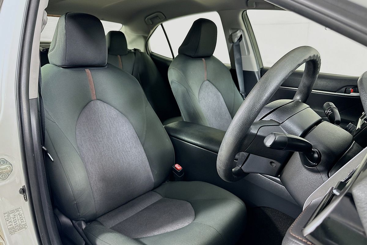 2020 Toyota Camry Ascent AXVH71R