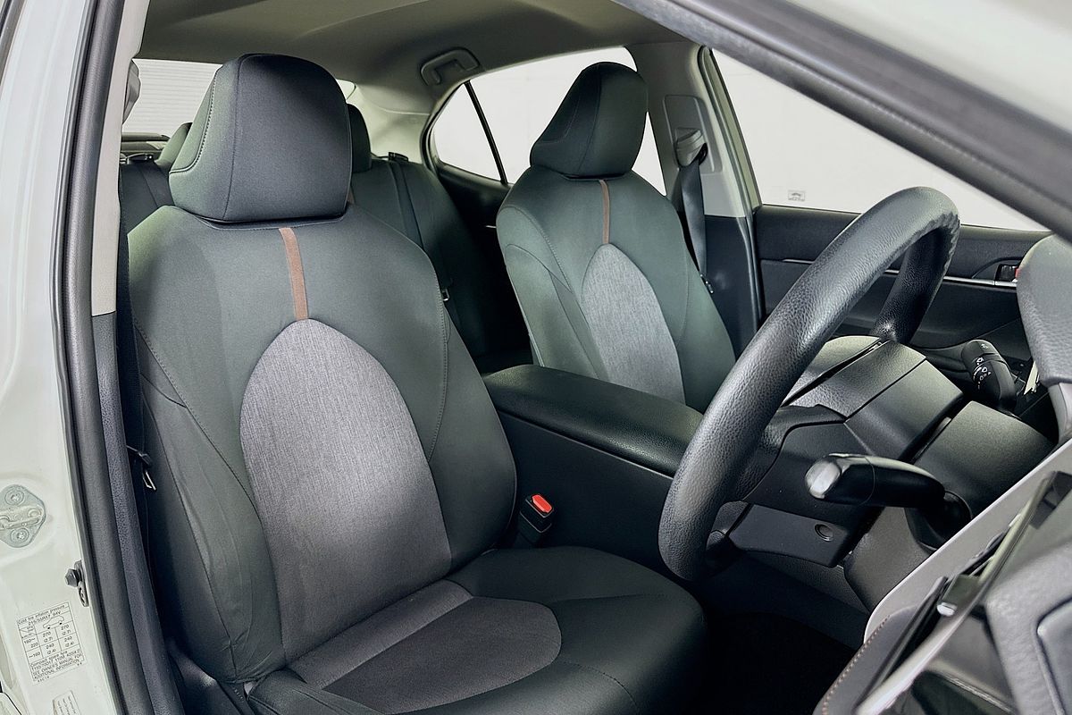 2020 Toyota Camry ASCENT HYBRID AXVH70R