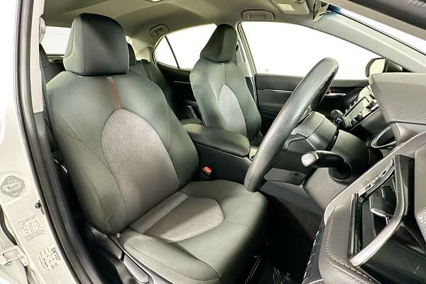 2020 Toyota CAMRY ASCENT HYBRID AXVH70R