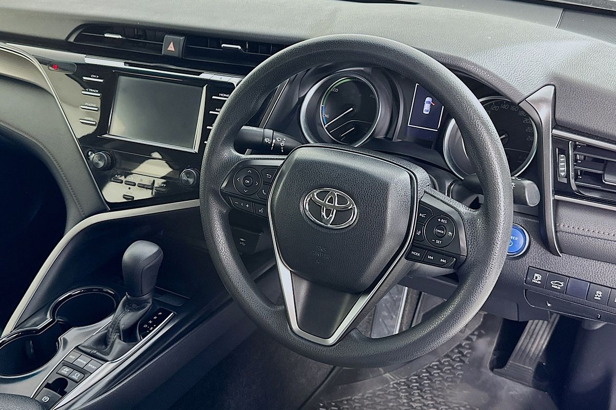 2020 Toyota CAMRY ASCENT HYBRID AXVH71R