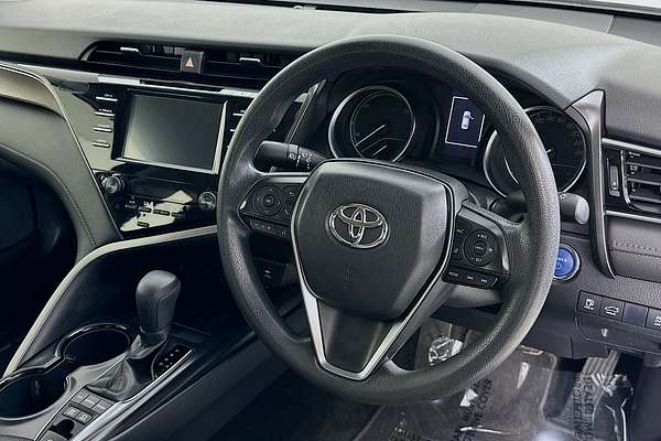 2019 Toyota CAMRY ASCENT HYBRID AXVH71R