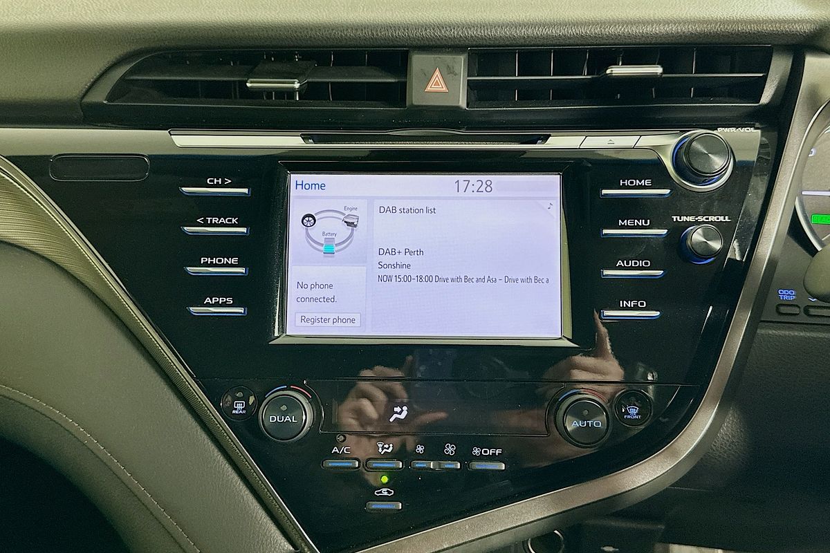 2020 Toyota Camry ASCENT HYBRID AXVH70R