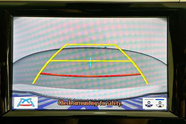 2020 Toyota CAMRY ASCENT HYBRID AXVH70R