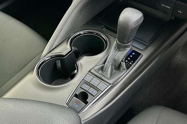 2024 Toyota CAMRY ASCENT HYBRID AXHV70R