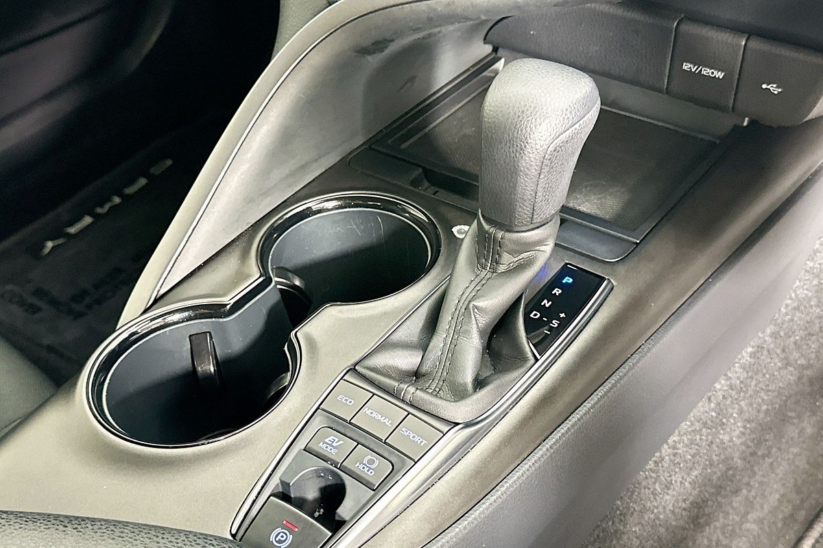 2022 Toyota CAMRY ASCENT HYBRID AXHV70R
