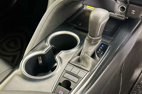 2020 Toyota CAMRY SX ASV70R