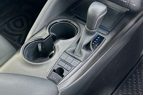 2021 Toyota CAMRY ASCENT SPORT HYBRID AXVH70R