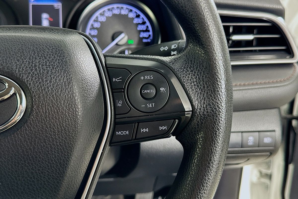 2020 Toyota Camry ASCENT HYBRID AXVH70R