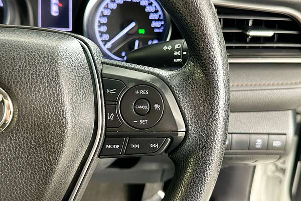 2020 Toyota CAMRY ASCENT HYBRID AXVH70R