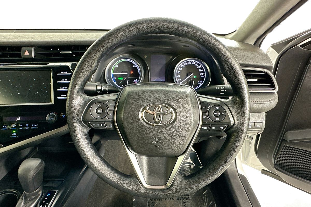 2020 Toyota CAMRY ASCENT HYBRID AXVH70R