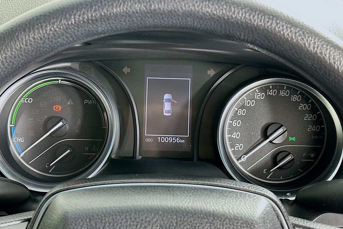 2020 Toyota CAMRY ASCENT HYBRID AXVH71R
